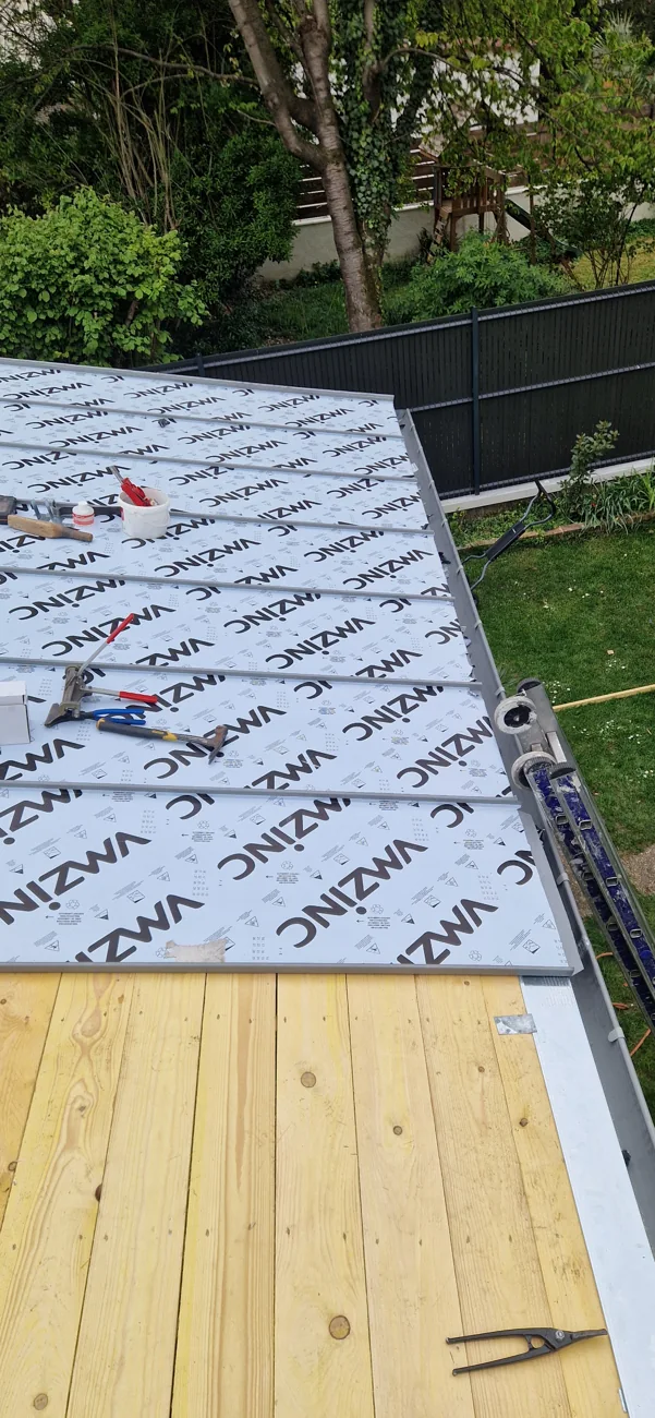Travaux sur la structure de toiture